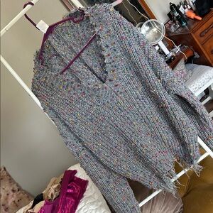 Main Strip Gray Multicolor V-Neck Sweater